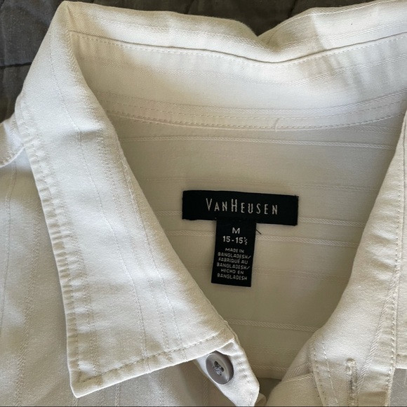 Van Heusen Short Sleeve Button Down - Picture 3 of 4